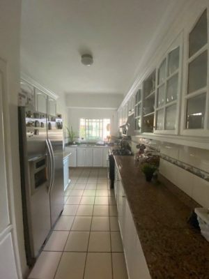       Lujoso apartamento familiar en venta en Bella Vista, Santo Domingo.  Santo domingo