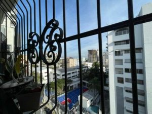       Moderno apartamento en venta en Ensanche Paraíso, Santo Domingo.  Santo domingo