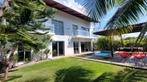 Luxurious villa for sale in Punta Cana Village, Punta Cana.   Punta cana