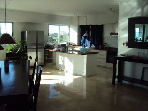Modern furnished apartment for rent in Gazcue, Santo Domingo. 
